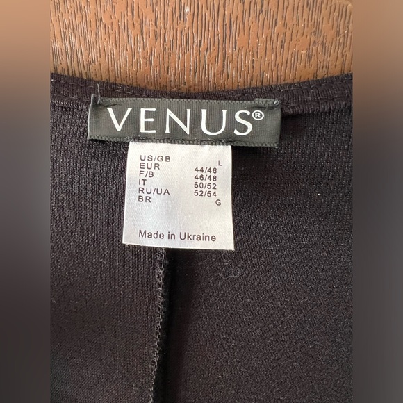 Black Dress - Picture 3 of 3